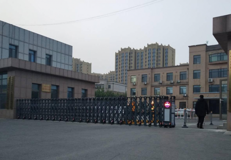 伸缩门案列